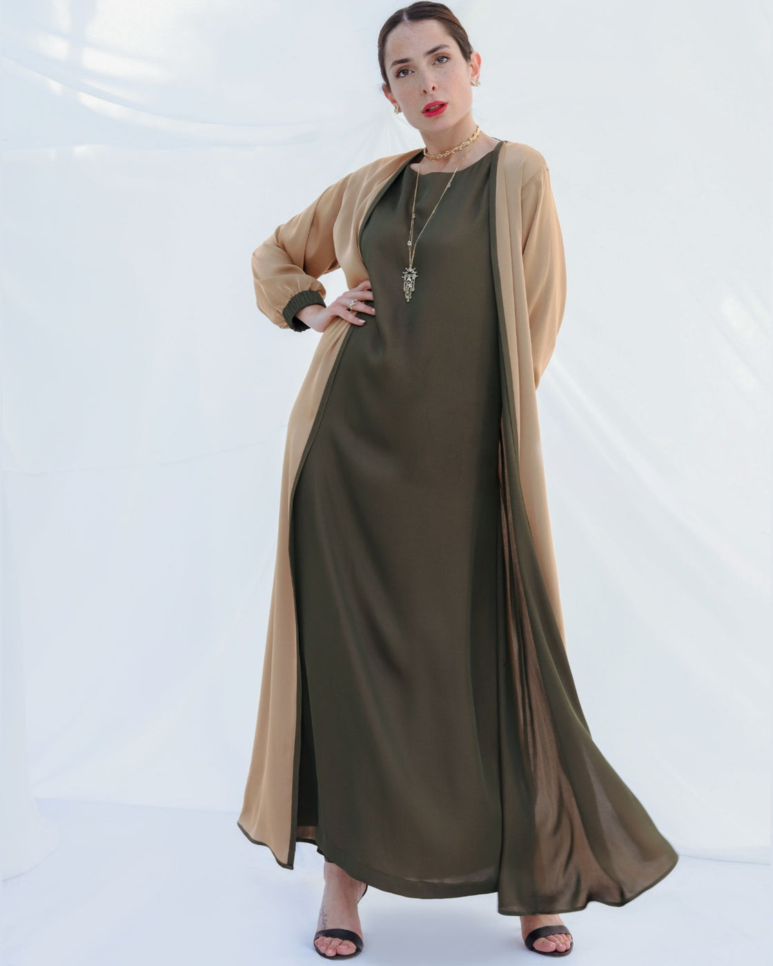 GOLDEN OLIVE REVERSIBLE ABAYA