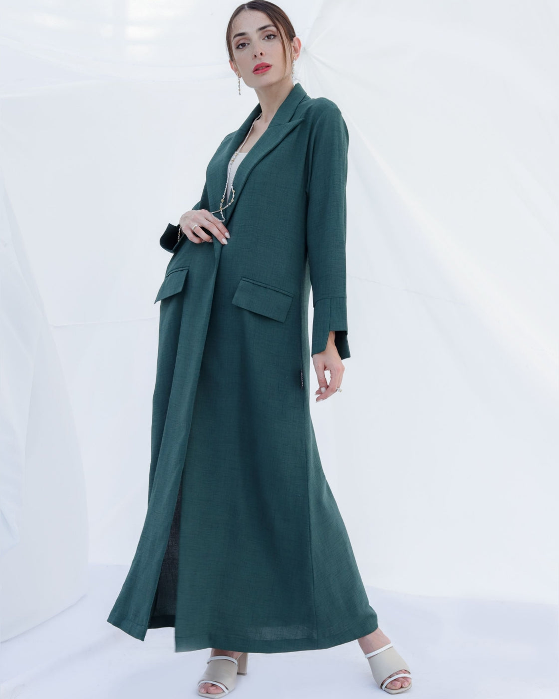 PINE ABAYA