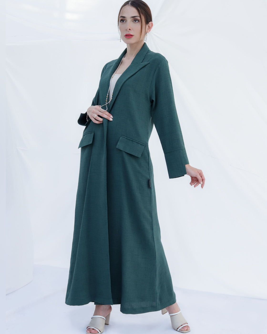 PINE ABAYA